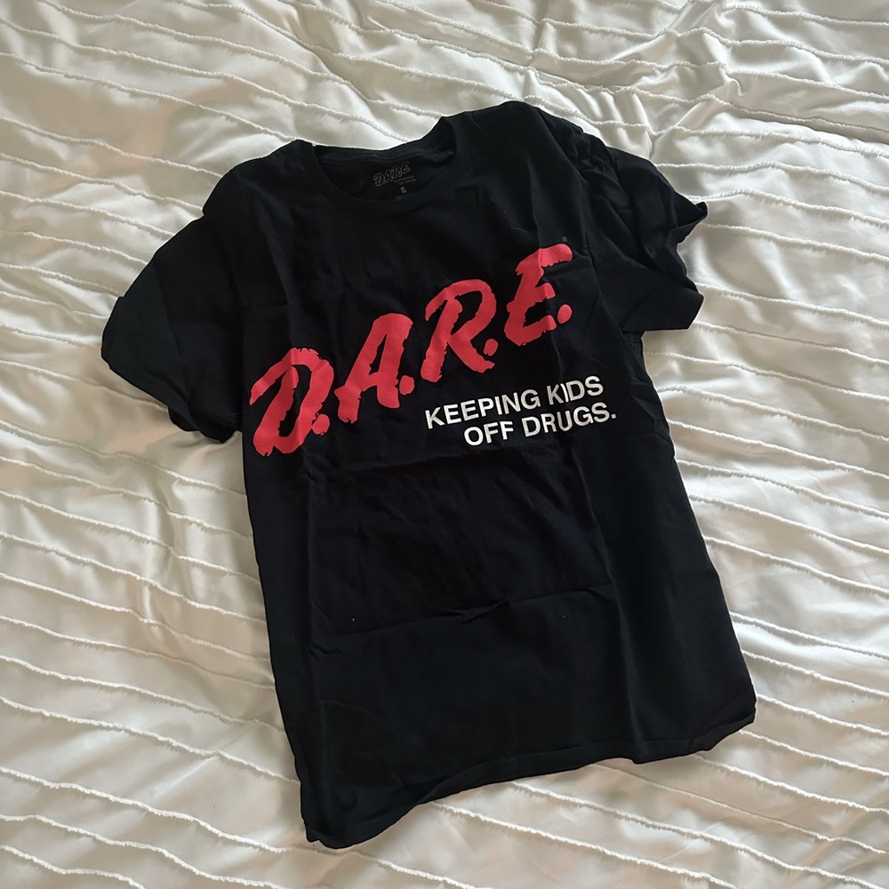 DARE T